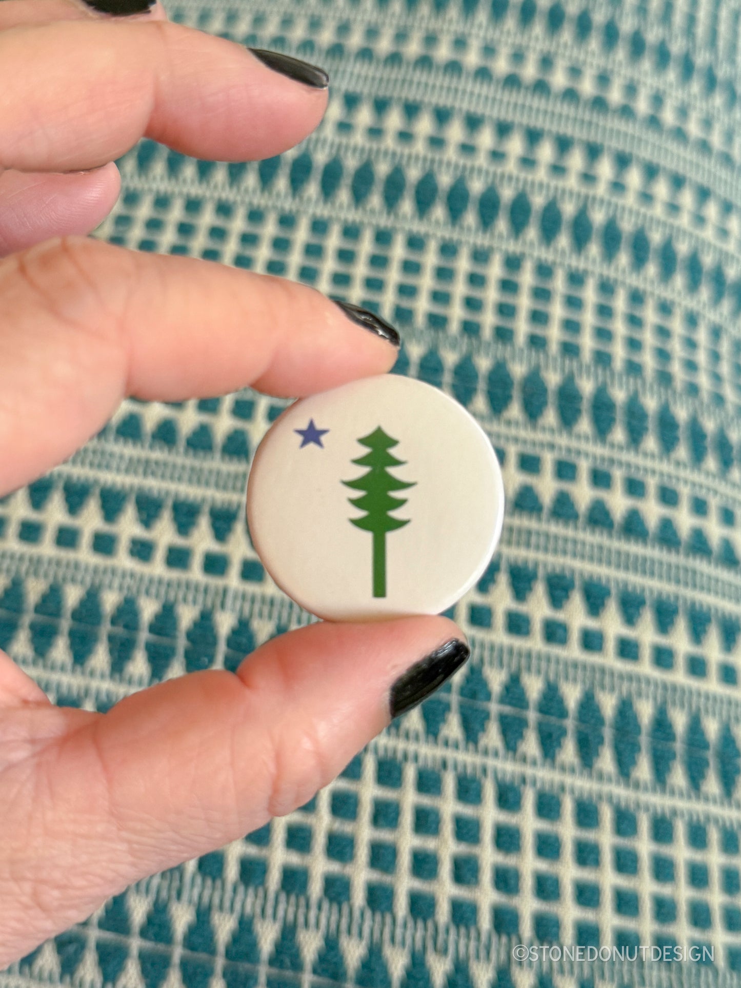 1901 Maine Flag Pinback Button